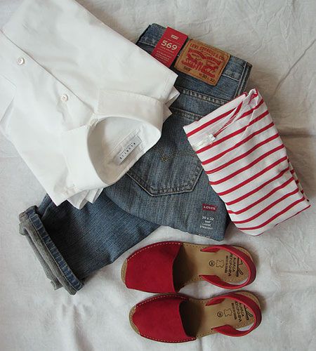 Materials, shapes and characteristics of kitchen sinks